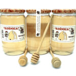 med bagrem je svijetle boje i blagog okusa. med od bagrema - domaći med je jedan od raznih vrsta medova iz hrvatske.