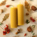 Svijeća iz kompleta od pčelinjeg voska Bee magic Satna osnova – Košnica visina 10 cm